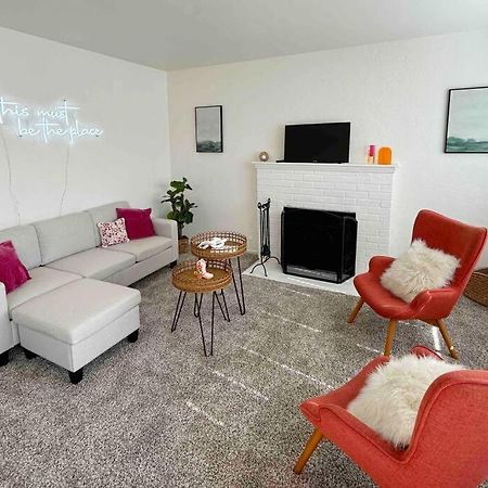 Entire Home By Newport Beach, Disneyland And Sna! Costa Mesa Exterior photo